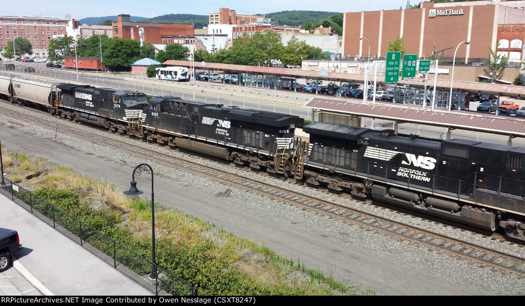 NS grain train power